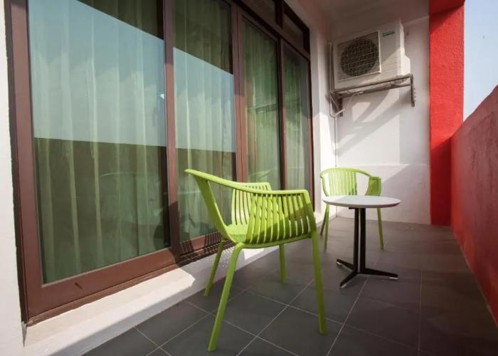 823 Tourist Hotel