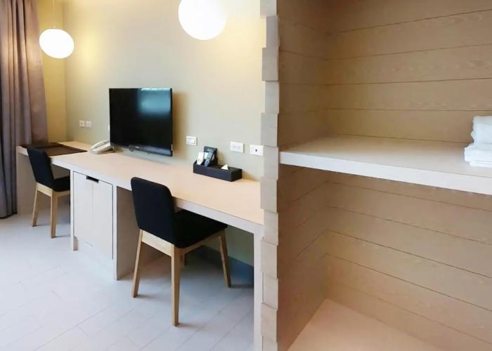 823 Tourist Hotel
