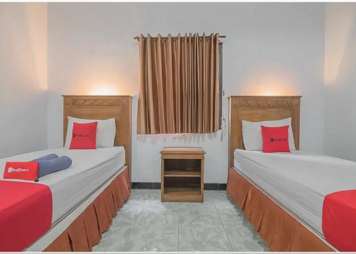 RedDoorz Plus near RSUD Majalengka