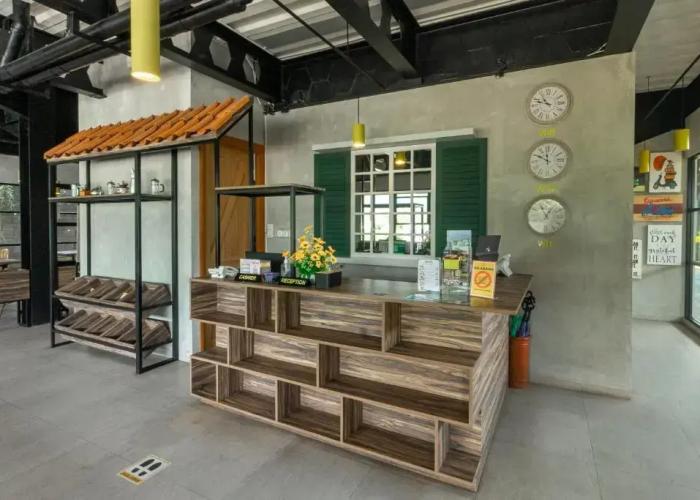 Summerville Hotel & Coffee Shop