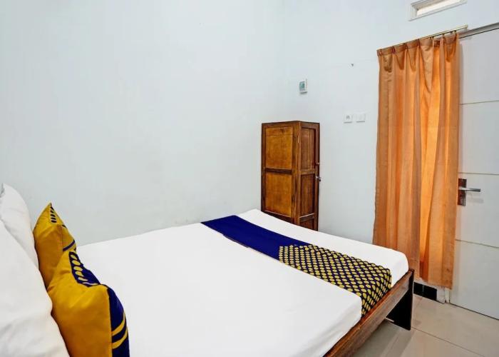 SPOT ON 94025 Jati Guest House