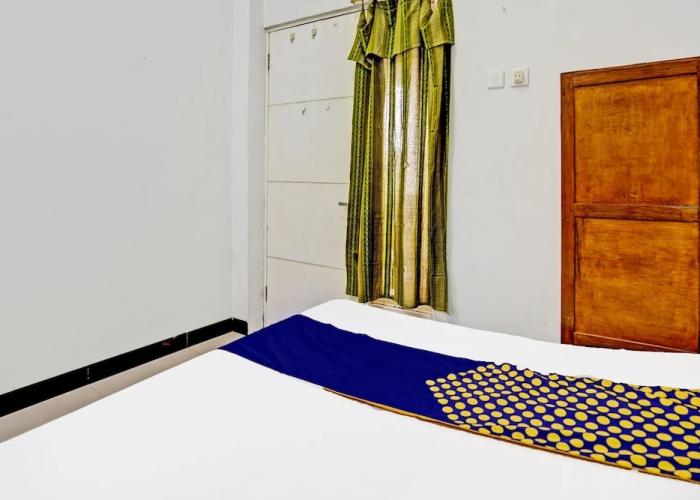 SPOT ON 94025 Jati Guest House