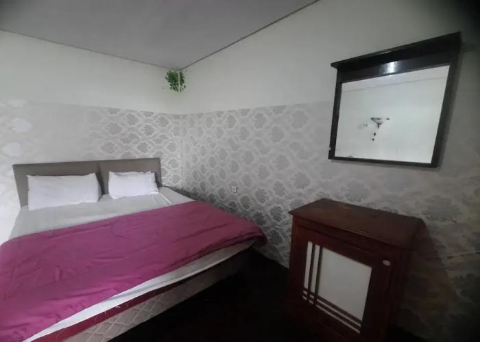 OYO 94021 Guest House Pak Eman