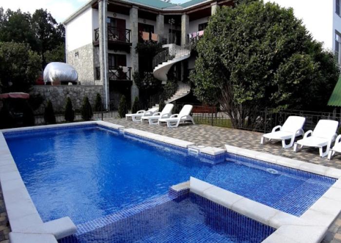 Albatros Guest House