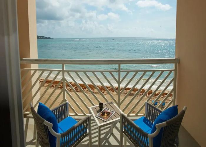 Divi Carina Bay All Inclusive Beach Resort & Casino