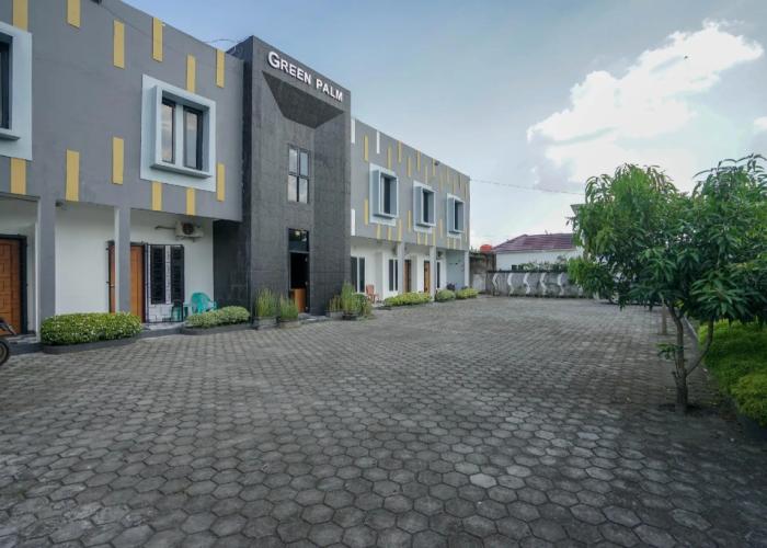 OYO 1266 Green Palm Kostel Syariah