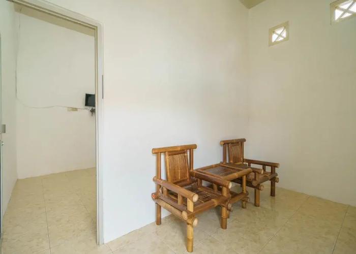 RedDoorz near Watervang Lubuk Linggau 2
