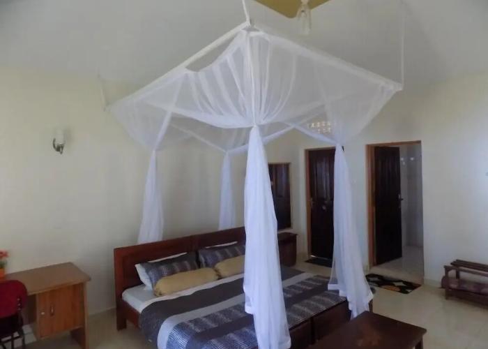 Mirembe Resort Beach Hotel