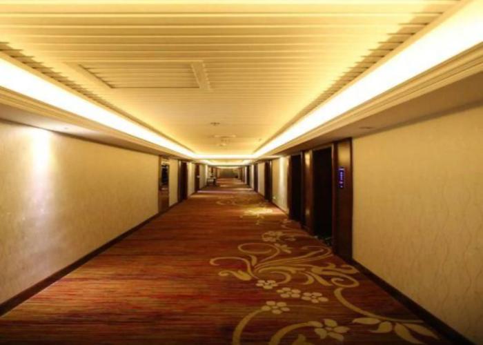 Donghua Hotel Bazhong