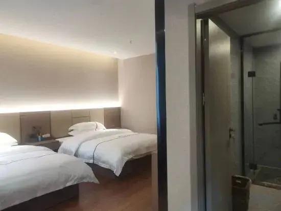 Tongjiang Xiangrui Hotel