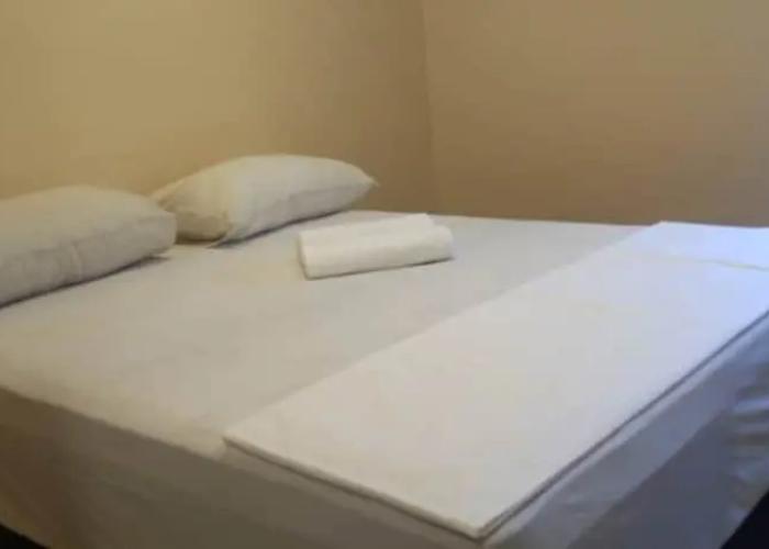 OYO 90445 Th Hotel