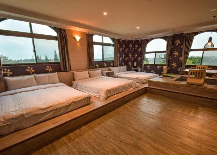 Jinsa Lakeside View Hotel