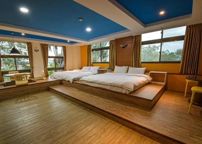 Jinsa Lakeside View Hotel
