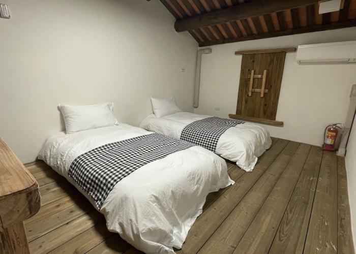 Sunshine music Traditional guest house