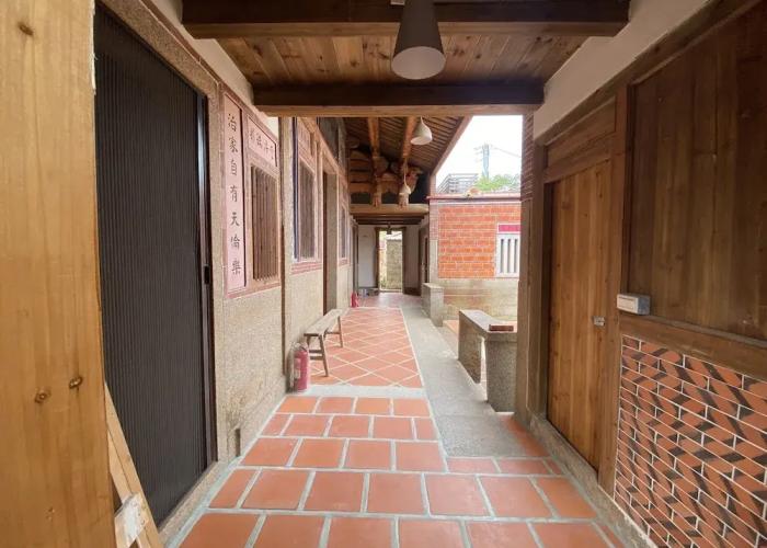 Sunshine music Traditional guest house