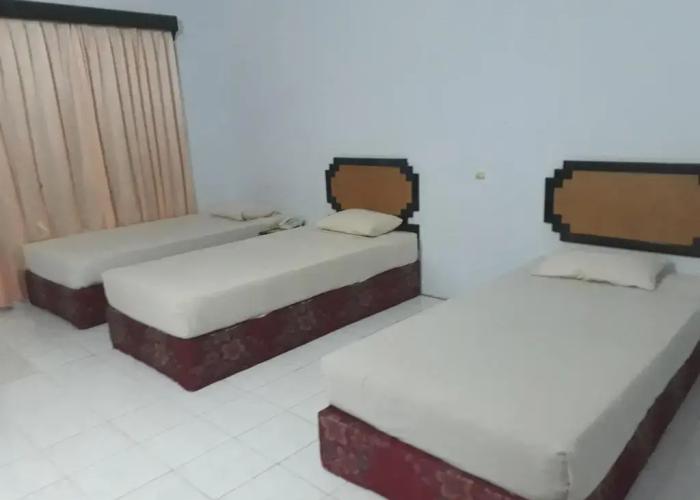 BUKIT KENARI Hotel & Restaurant