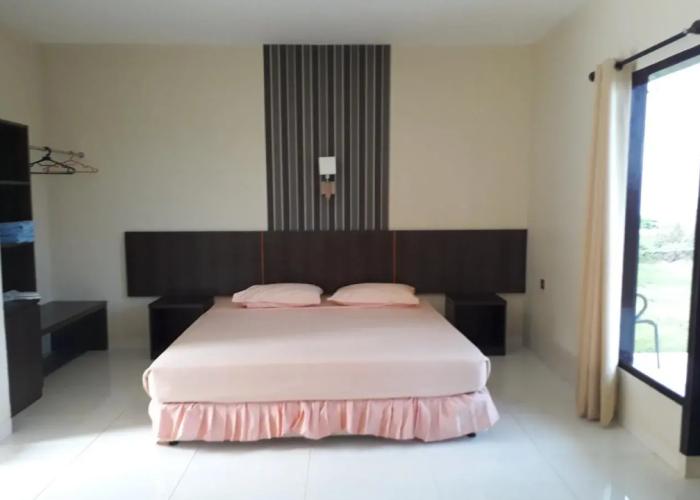 BUKIT KENARI Hotel & Restaurant