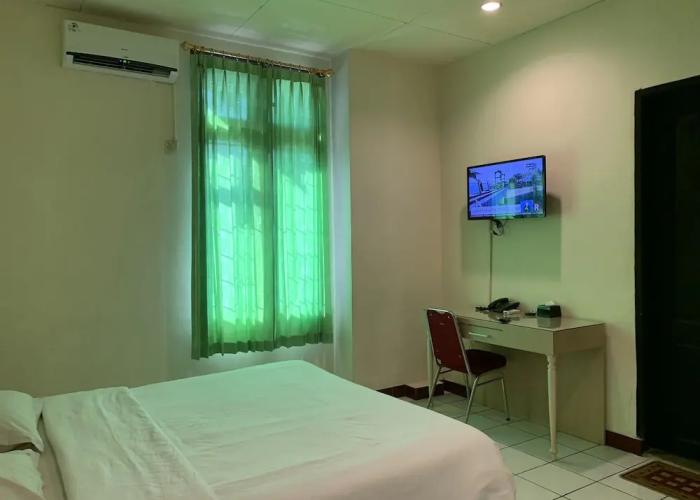 OYO 93404 Penginapan Fauziah Syariah Near Mesjid Taqwa Mamminasae