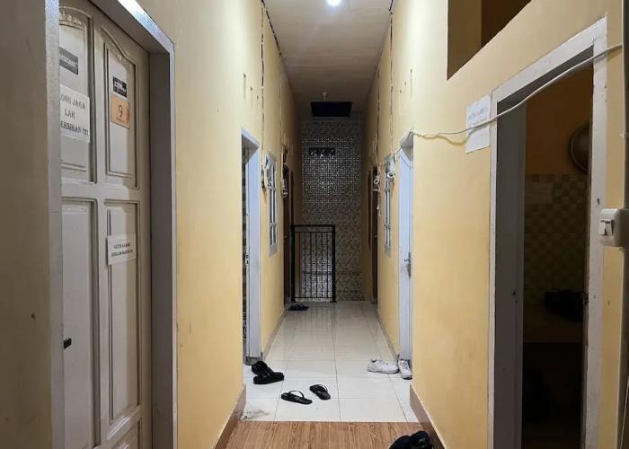 OYO 93412 Kost Irma Syariah Near UPTD SMP Negeri 8 Parepare