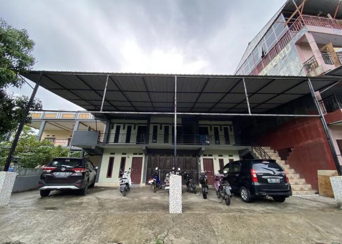OYO 93414 Wisma Ratu Syariah Near SMP Negeri 2 Watang Pulu
