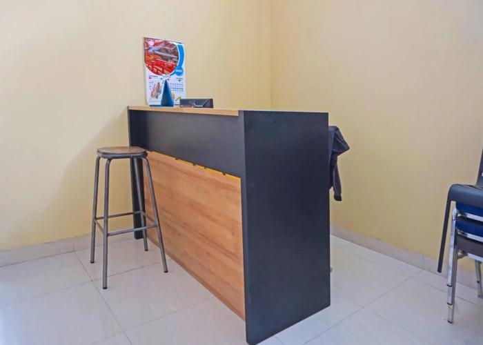 OYO 93414 Wisma Ratu Syariah Near SMP Negeri 2 Watang Pulu