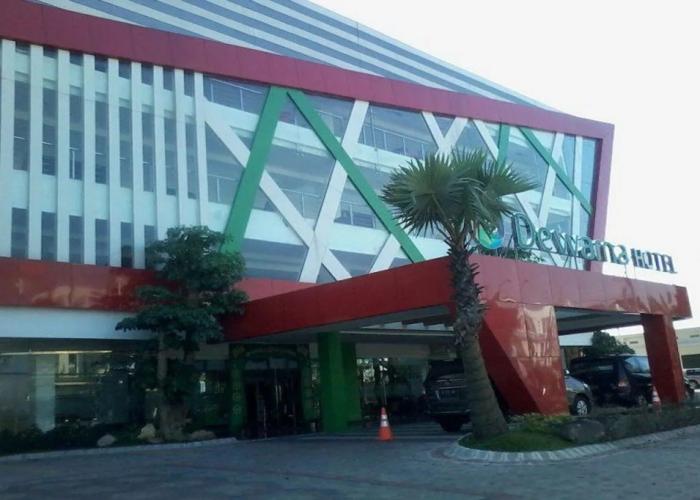Dewarna Hotel & Convention