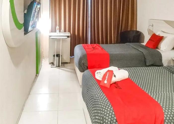 RedDoorz Premium @ Jalan Veteran Bojonegoro