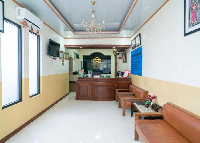 RedDoorz Plus Syariah @ Jalan Dokter Wahidin Bojonegoro