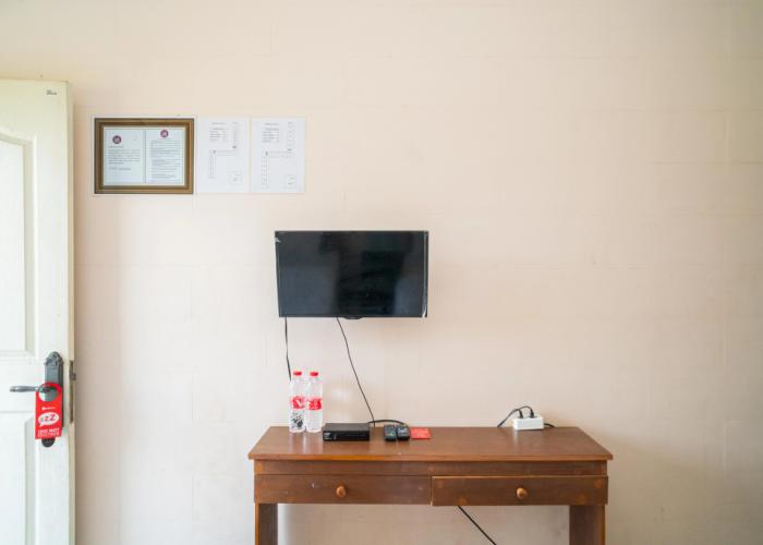 RedDoorz Plus Syariah @ Lotus Hotel Bojonegoro
