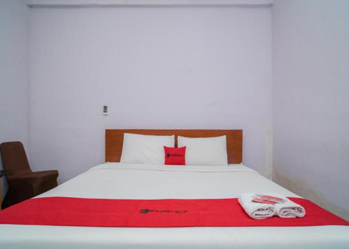 RedDoorz Plus Syariah @ Lotus Hotel Bojonegoro