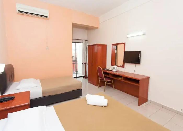 Desa Inn Hotel