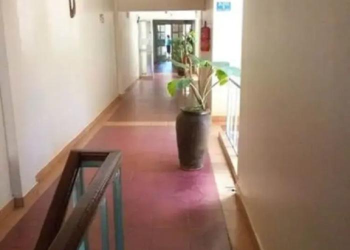 Lau Guest House