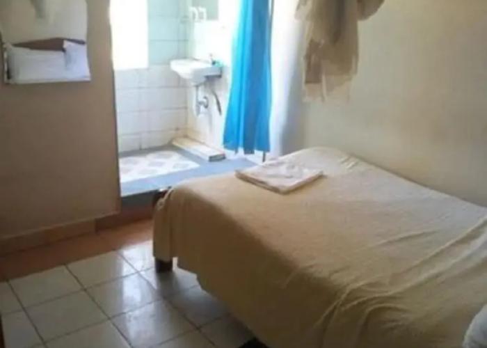 Lau Guest House