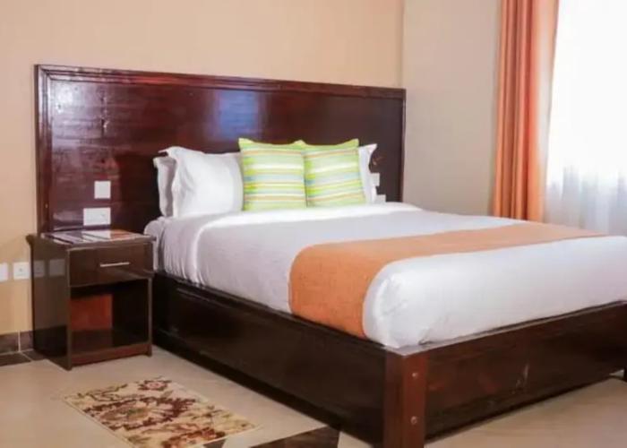 Skyward Mua Hotel