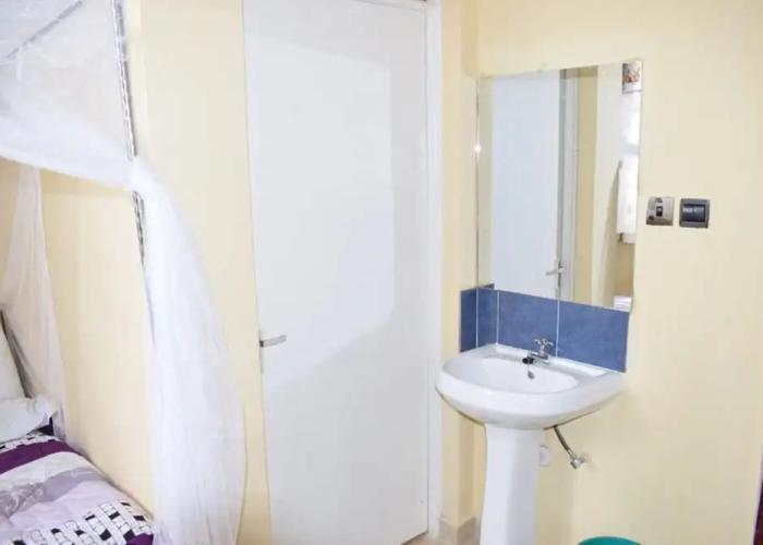 Reconfort Villa Guest House
