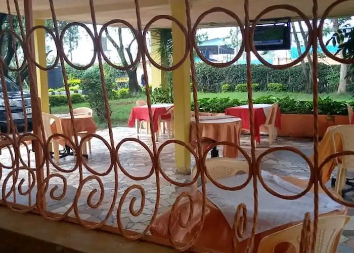 Chariot County Hotel
