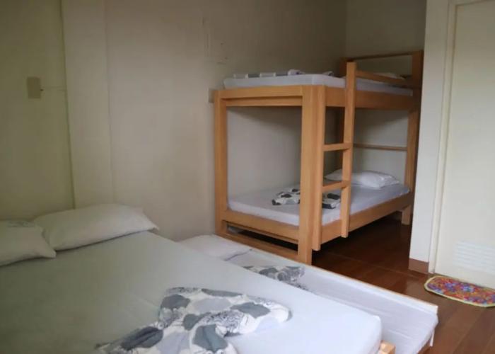 Pacific Waves Inn Annex
