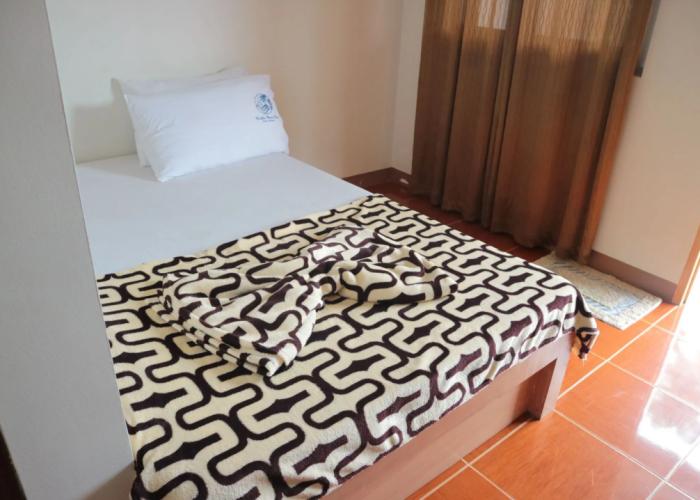 Pacific Waves Inn