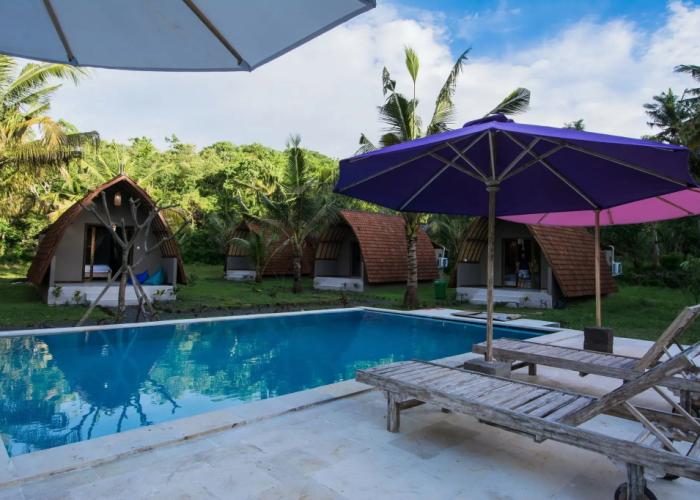 Apit Lawang Villas