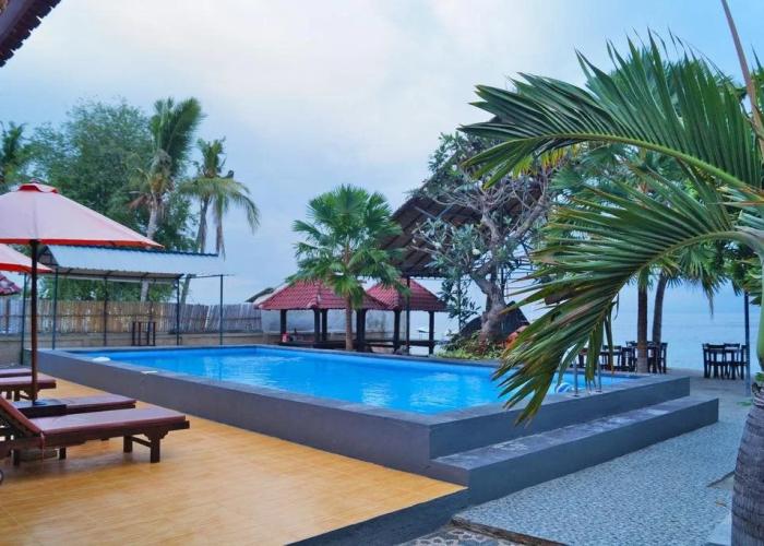 Semaya One Beach Guesthouse