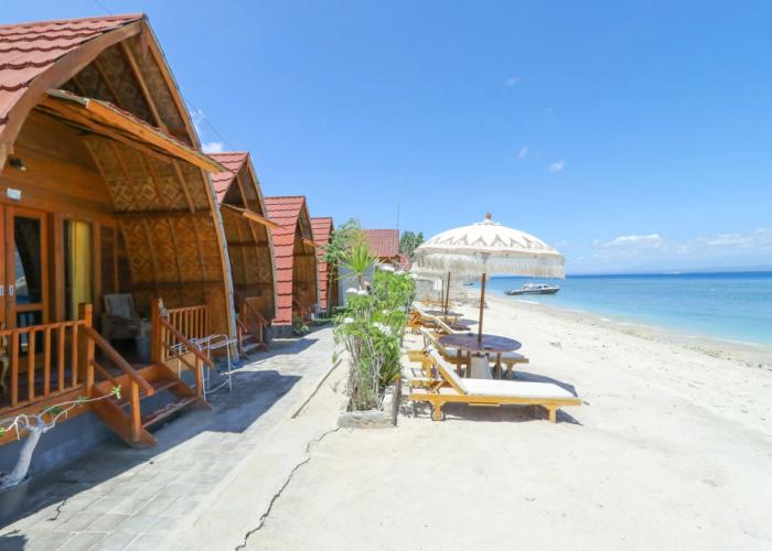 Road Beach Homestay