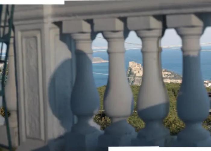 Villa Lesto Holiday Home - Ischia Apartment