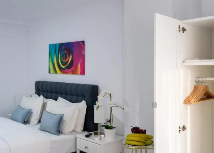 Sea View Apartments - Avenue Hotel