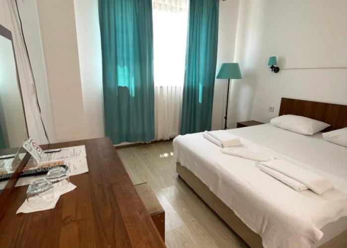 Lucette Guest House
