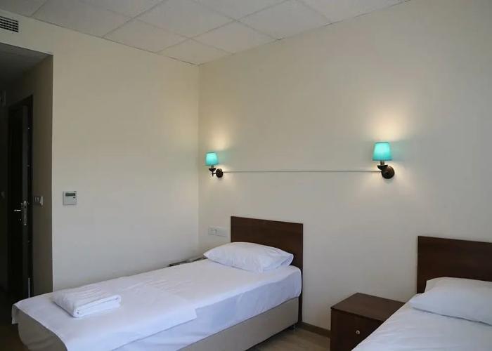 Lucette Guest House