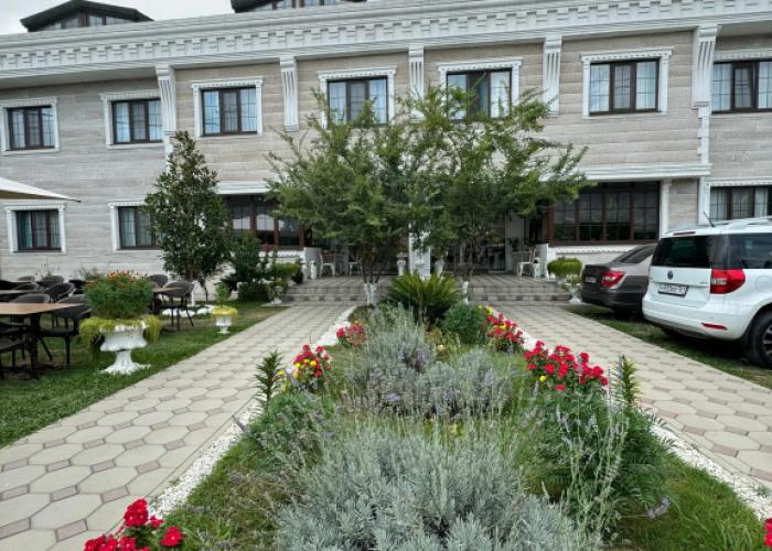 Lucette Guest House
