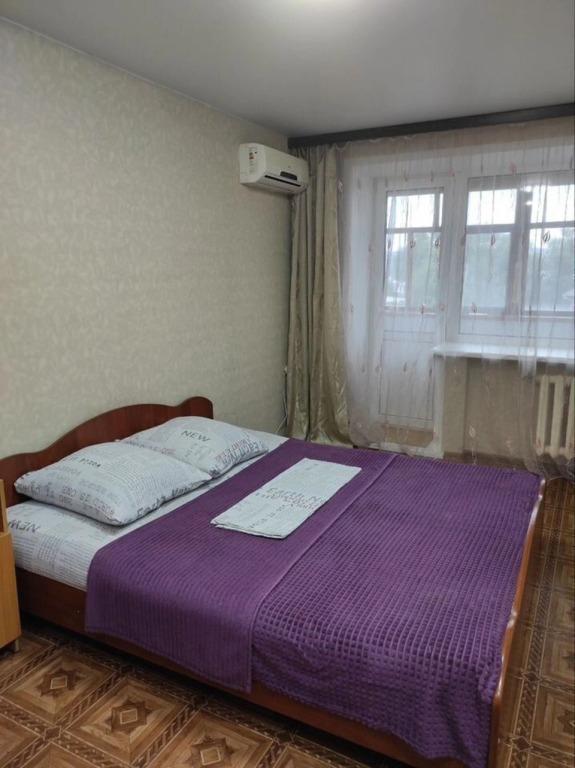 1-Komnatnaya S Konditsionerom Flat