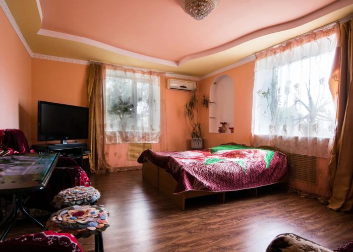 Irina Guest House