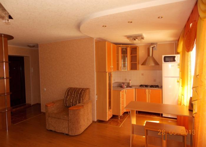 Studiya Na Lenina 165 Apartments