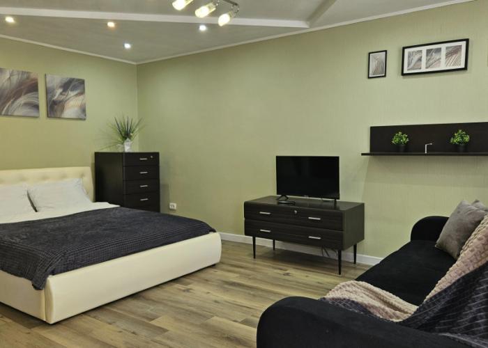 Lunacharskogo 86 Flat
